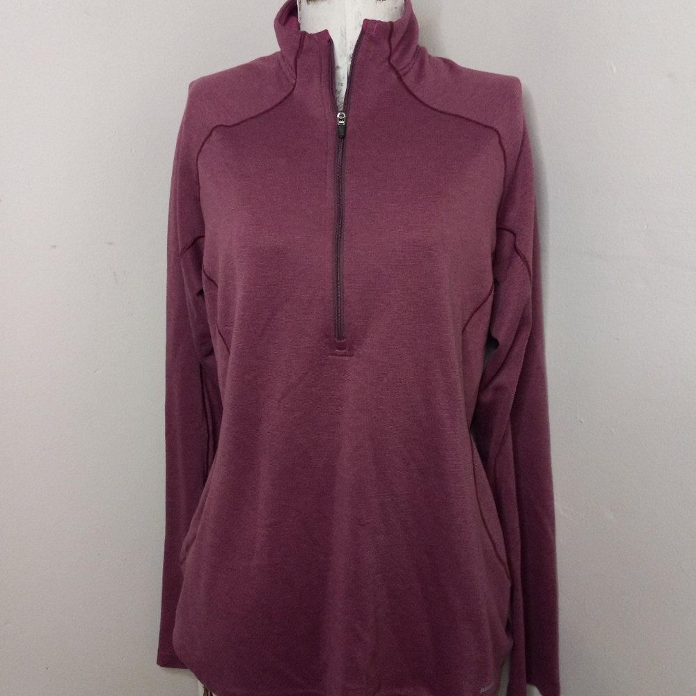 Patagonia lightweight sweater